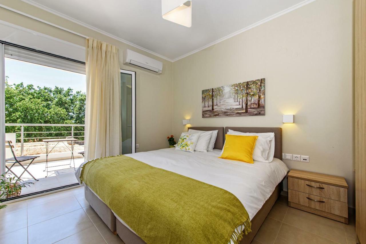 Villa Ellie - Heated Pool, Playground, Garden & Bbq! Vederoi ภายนอก รูปภาพ